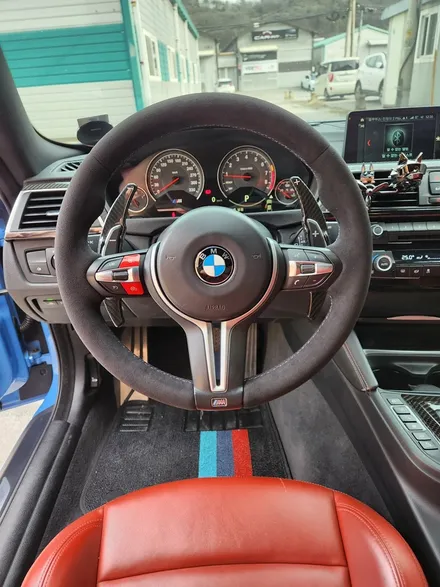 더핸들 bmw m4 f82 알칸타라핸들 작업 / 남양주 별내면