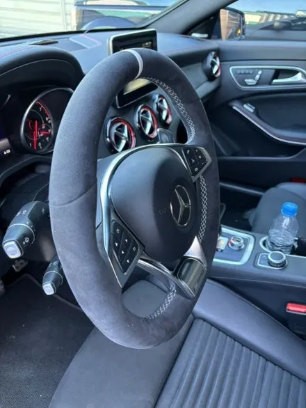 [더핸들]벤츠 CLA45 AMG 4MATIC C117 핸들가죽교체 알칸타라 작업 / 남양주 별내면