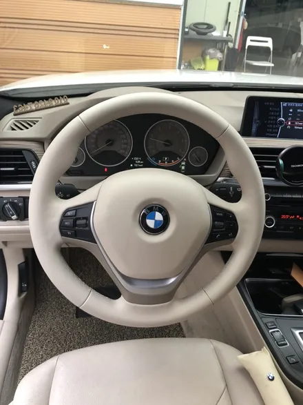 더핸들 bmw 320d f30 핸들가죽교체 및 에어백커버 가죽감싸기작업 / 남양주 별내면