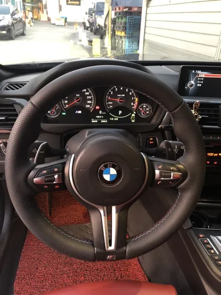 bmw m4 f82 m핸들 가죽교체 작업입니다^^ / 남양주 별내면