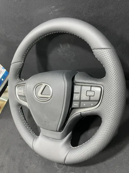 더핸들 렉서스 ux250h 핸들가죽교체 복원작업 / 남양주 별내면