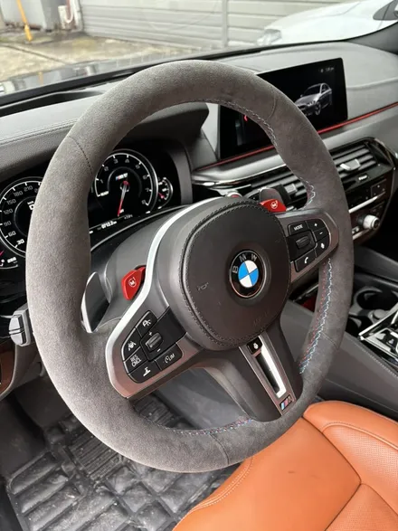 더핸들 bmw m5 f90 핸들 알칸타라 작업 / 남양주 별내면
