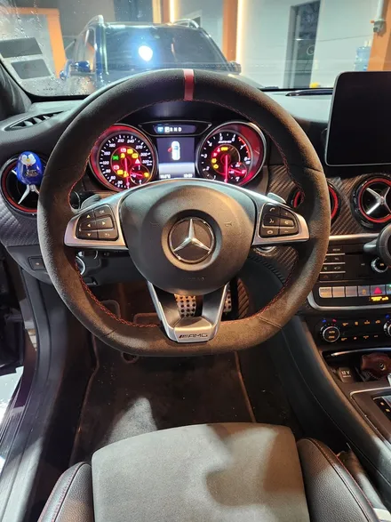 벤츠 a클래스 a45amg w176 핸들알칸타라 / 남양주 별내면