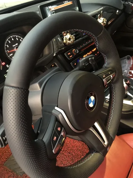 bmw m4 f82 m핸들 가죽교체 작업입니다^^ / 남양주 별내면