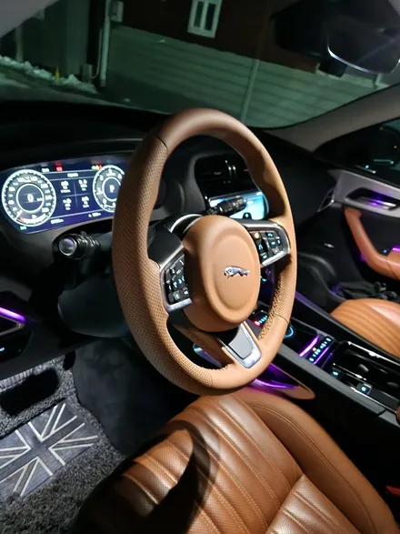 더핸들 재규어 f-pace 핸들컬러변경 가죽교체 작업 / 남양주 별내면