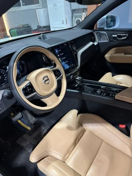 [더핸들] 볼보 XC60 핸들 컬러변경 가죽교체 작업 / 남양주 별내면