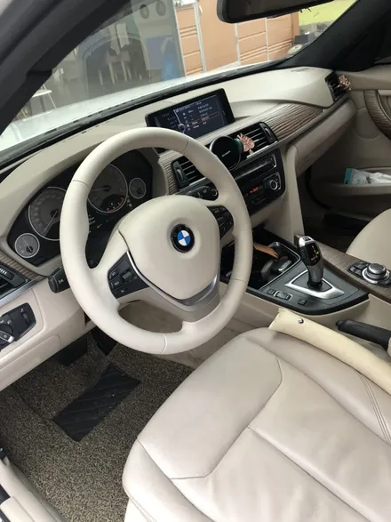 더핸들 bmw 320d f30 핸들가죽교체 및 에어백커버 가죽감싸기작업 / 남양주 별내면