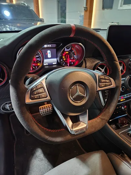 벤츠 a클래스 a45amg w176 핸들알칸타라 / 남양주 별내면