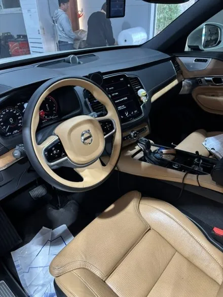 [더핸들] 볼보 XC90 핸들 컬러변경 가죽교체 작업 (링투톤 커스텀) / 남양주 별내면