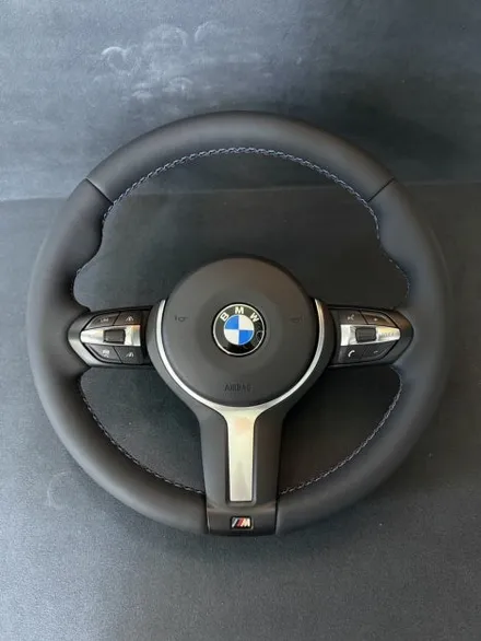 BMW 520d F10 핸들가죽교체 복원 오래된 순정가죽의 끈적임과 번들거림, 가죽교체로 깔끔하게![더핸들] / 남양주 별내면