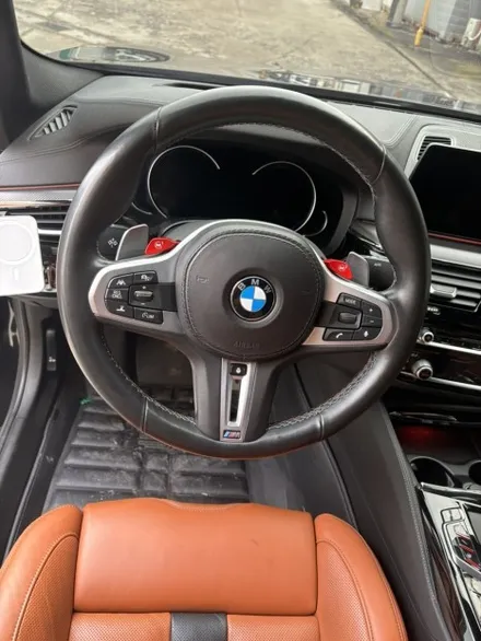 더핸들 bmw m5 f90 핸들 알칸타라 작업 / 남양주 별내면