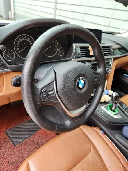 더핸들 BMW 420d xDrive F32 핸들 컬러 변경 가죽 교체 작업 / 남양주 별내면