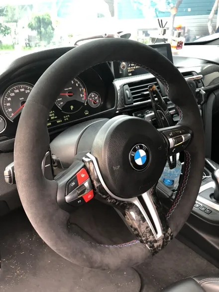 더핸들 bmw m4 f82 핸들알칸타라 작업 / 남양주 별내면