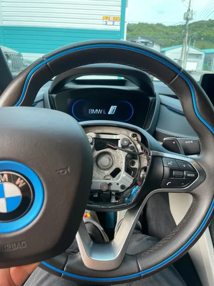 bmw i8 핸들 베이지가죽교체 “더핸들” / 남양주 별내면