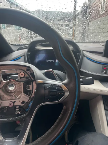 bmw i8 핸들가죽교체! 더핸들본점 / 남양주 별내면