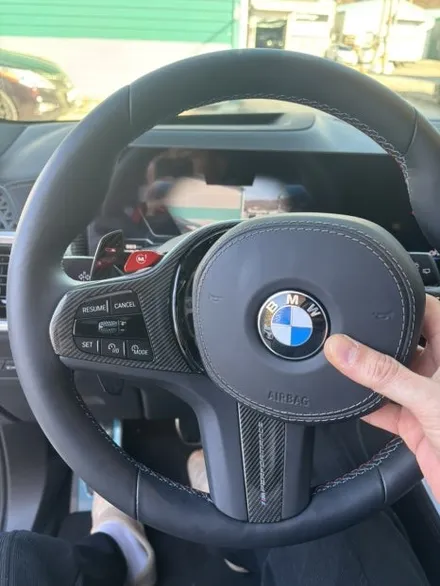 더핸들 bmw x5 m60i g05 핸들가죽튜닝 / 남양주 별내면