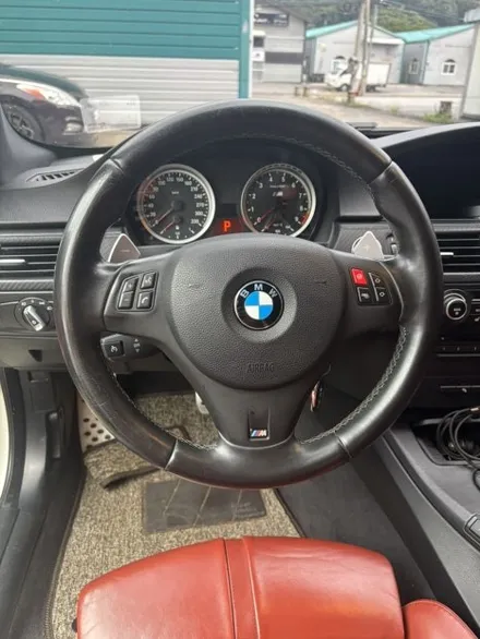 [더핸들]BMW M3 E92 핸들가죽교체 알칸타라 + M 삼색 스티치 작업 / 남양주 별내면