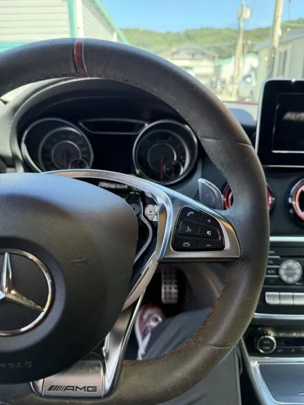 [더핸들]벤츠 CLA45 AMG 4MATIC C117 핸들가죽교체 알칸타라 작업 / 남양주 별내면