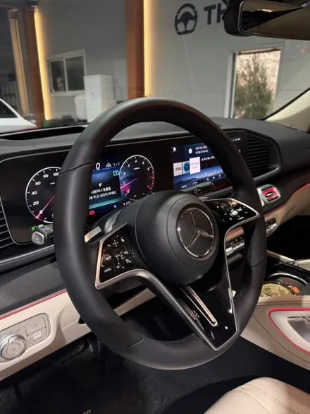 더핸들-벤츠 GLE 450 4MATIC W167 핸들 컬러변경 가죽교체 작업!! / 남양주 별내면
