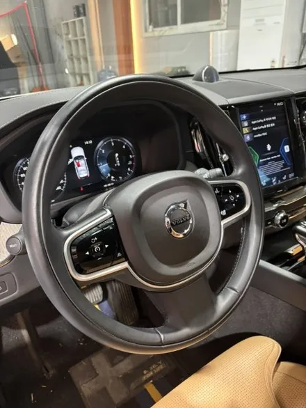 [더핸들] 볼보 XC60 핸들 컬러변경 가죽교체 작업 / 남양주 별내면