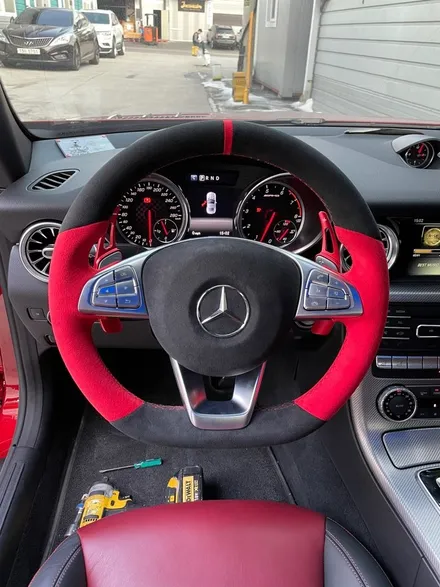 더핸들 벤츠 slc 43amg 핸들 알칸타라 작업 / 남양주 별내면
