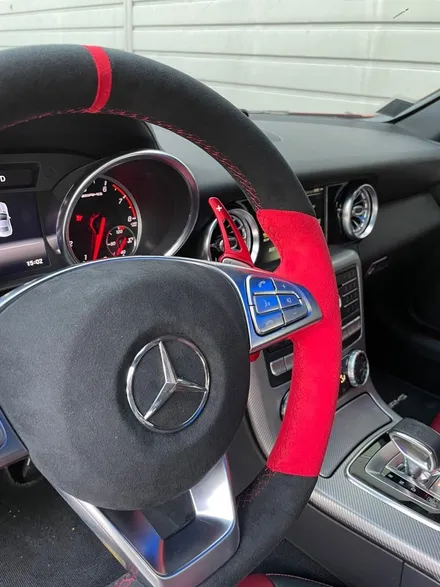 더핸들 벤츠 slc 43amg 핸들 알칸타라 작업 / 남양주 별내면