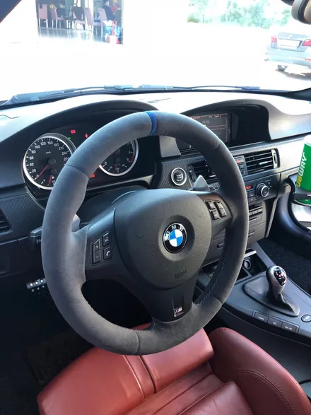 더핸들 bmw m3 e92 핸들작업/핸들샤무드/핸들알칸타라/핸들튜닝/핸들가죽교체/핸들복원/가죽핸들복원/핸들가죽복원/우드핸들/디컷핸들 / 남양주 별내면