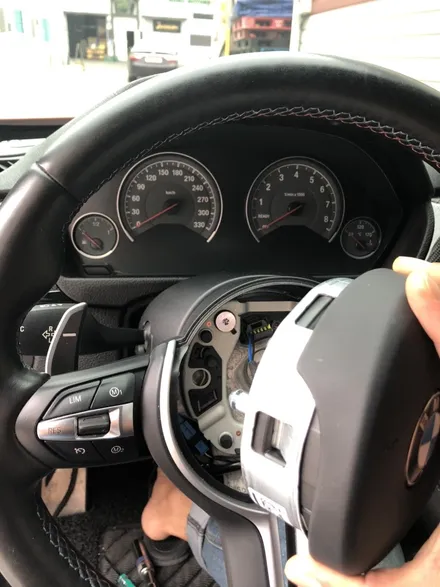 더핸들 bmw m3 f80 핸들알칸타라 작업 / 남양주 별내면