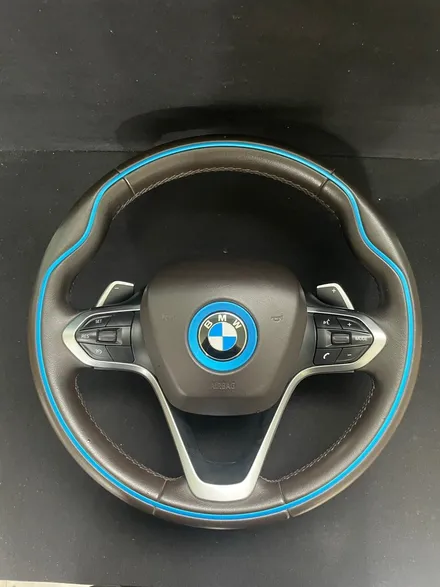 bmw i8 핸들가죽교체! 더핸들본점 / 남양주 별내면