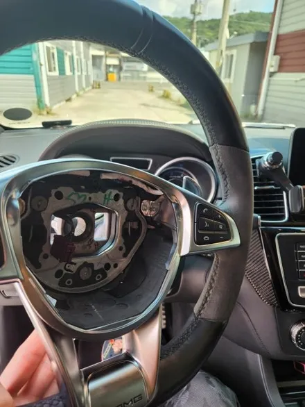 더핸들 벤츠 gle 63amg w166 핸들가죽,알칸타라교체 복원작업 / 남양주 별내면