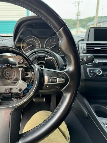 더핸들 bmw 2시리즈 220d f22 핸들복원 가죽교체 작업 / 남양주 별내면