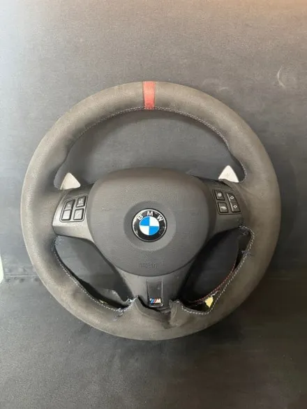 BMW M3 E92 핸들 가죽 교체 복원 작업 -더핸들 / 남양주 별내면