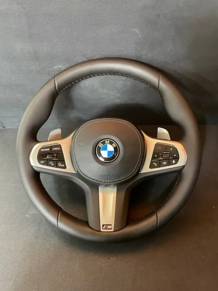 더핸들 BMW X7 40i xDrive G07 M 스포츠 핸들 컬러변경 / 베이지 가죽 전체 교체 작업 / 남양주 별내면
