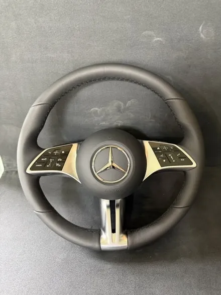 [더핸들]벤츠 GLC300 4MATIC 쿠페 X254 핸들컬러변경 가죽교체 – 베이지 핸들 작업 / 남양주 별내면