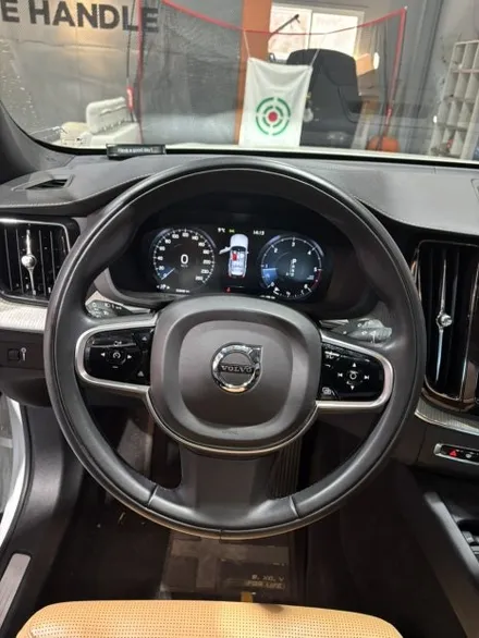 [더핸들] 볼보 XC60 핸들 컬러변경 가죽교체 작업 / 남양주 별내면