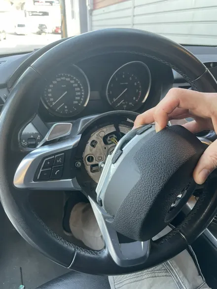 더핸들 bmw z4 핸들가죽교체,폭스바겐 골프 핸들가죽교체 / 남양주 별내면