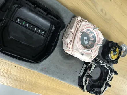 더핸들 랜드로버 레인지로버 이보크핸들 에어백커버 가죽감싸기 작업 / 남양주 별내면