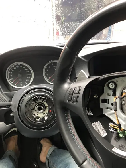 BMW e92 m3 핸들가죽교체 작업!! 핸들은 더핸들!! / 남양주 별내면