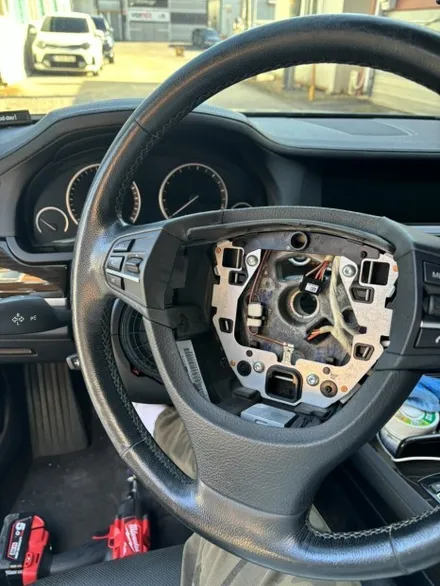 더핸들 bmw 7시리즈 740li f01 핸들가죽교체 복원작업 / 남양주 별내면