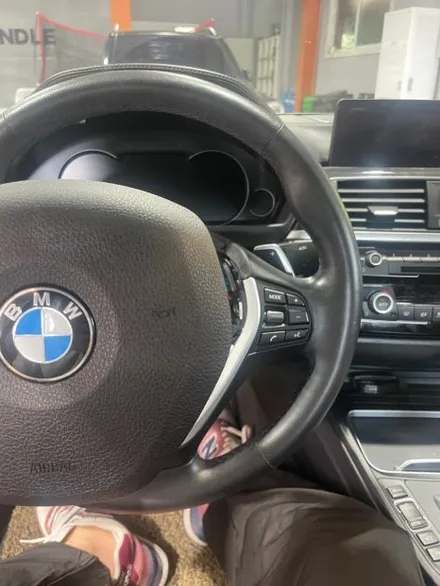 BMW 4시리즈 F32 핸들컬러변경 가죽교체 작업 │ 더핸들 / 남양주 별내면
