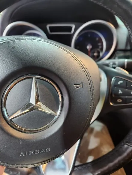 벤츠 GLS 350d 4MATIC X166 핸들컬러변경 가죽교체 작업 – 더핸들 / 남양주 별내면