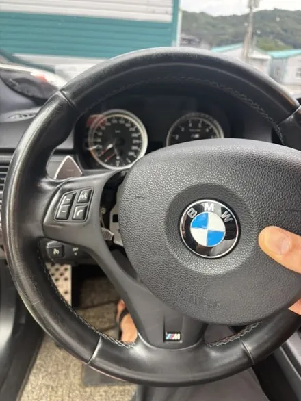 [더핸들]BMW M3 E92 핸들가죽교체 알칸타라 + M 삼색 스티치 작업 / 남양주 별내면