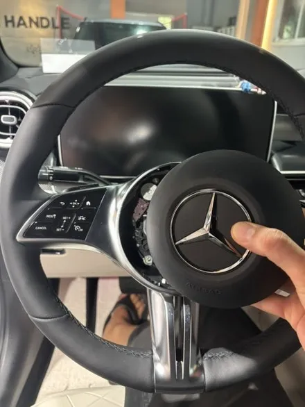 [더핸들]벤츠 GLC300 4MATIC 쿠페 X254 핸들컬러변경 가죽교체 – 베이지 핸들 작업 / 남양주 별내면