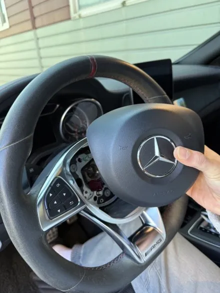 [더핸들]벤츠 CLA45 AMG 4MATIC C117 핸들가죽교체 복원작업 / 남양주 별내면