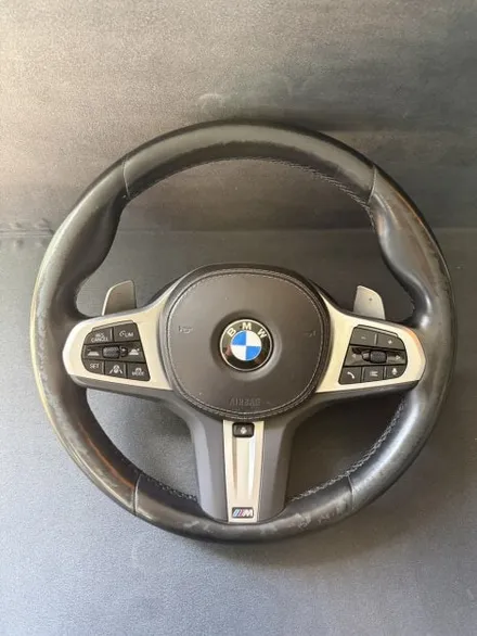 [더핸들] BMW X6 (G06) xDrive30d M 스포츠 핸들 가죽교체 복원작업! 손상된 핸들이 새핸들로 변신 / 남양주 별내면
