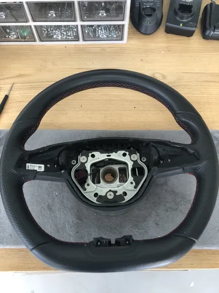 벤츠 a클래스 a43 amg 핸들가죽교체 작업^^ / 남양주 별내면