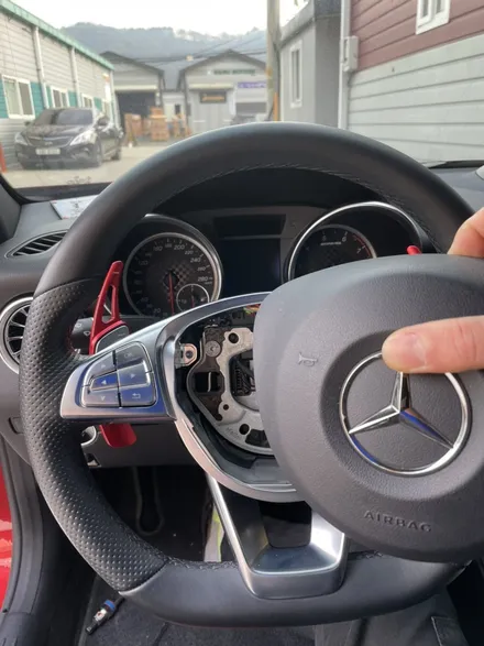 더핸들 벤츠 slc 43amg 핸들 알칸타라 작업 / 남양주 별내면