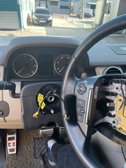 더핸들 랜드로버 디스커버리4 핸들가죽교체 작업 / 남양주 별내면