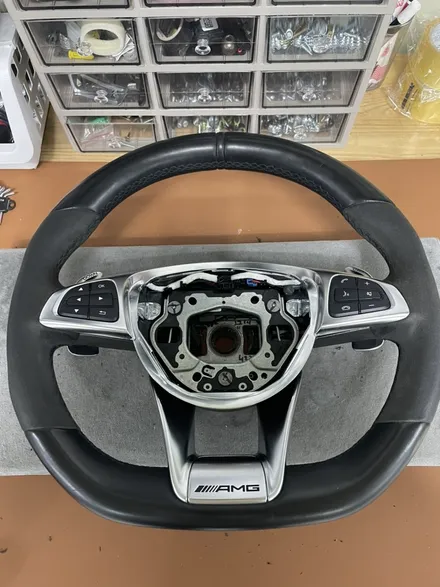 벤츠 cls63 amg w218 핸들가죽 컬러변경! / 남양주 별내면