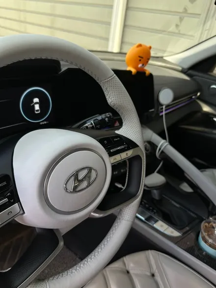 아반떼cn7핸들가죽교체 핸들가죽컬러변경 웜그레이 [더핸들] / 남양주 별내면